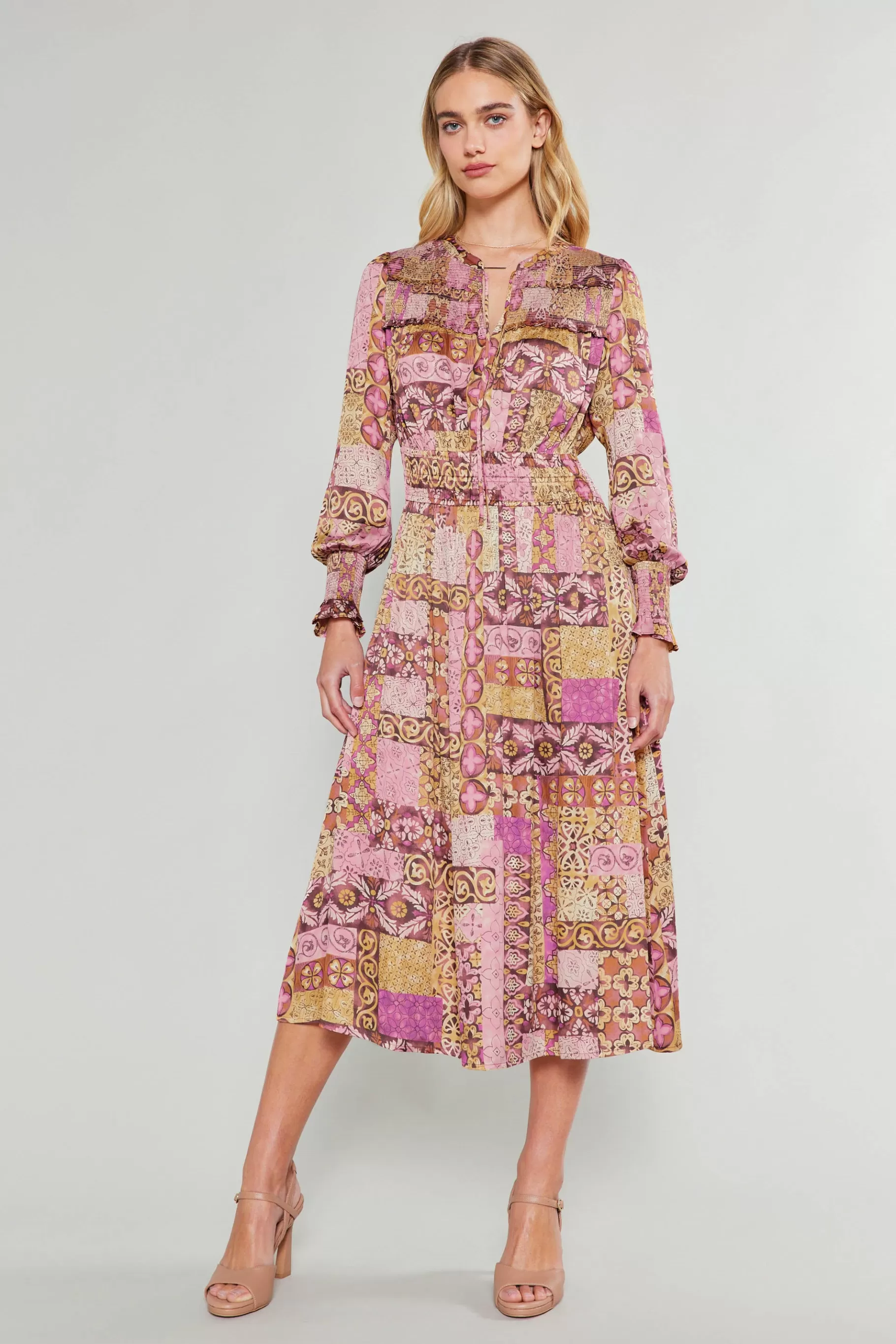 Current Air Midi Dresses>Aida Quilted Pattern Midi Dress PINKMLT