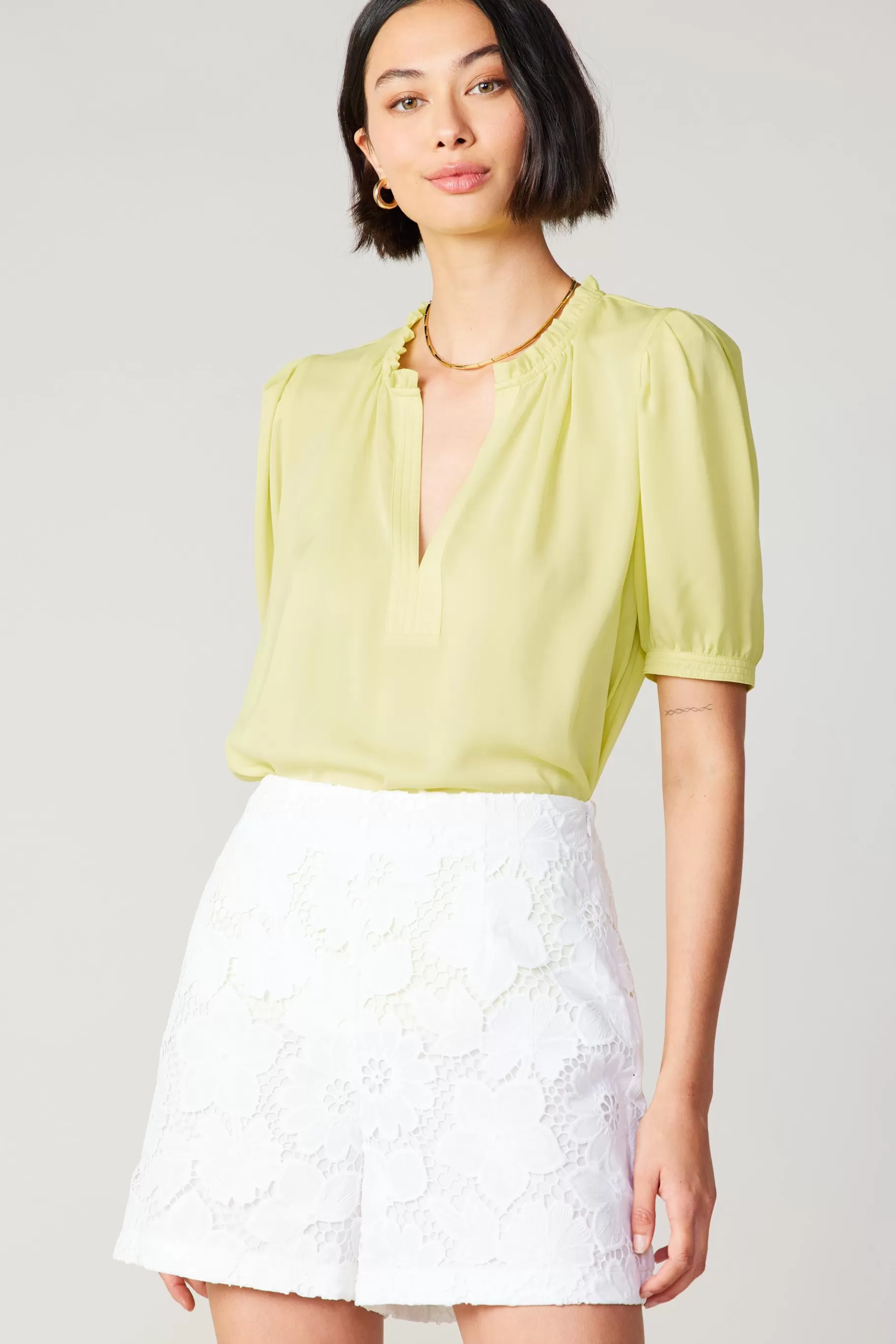 Current Air Shorts>Floral Lace Shorts WHITE