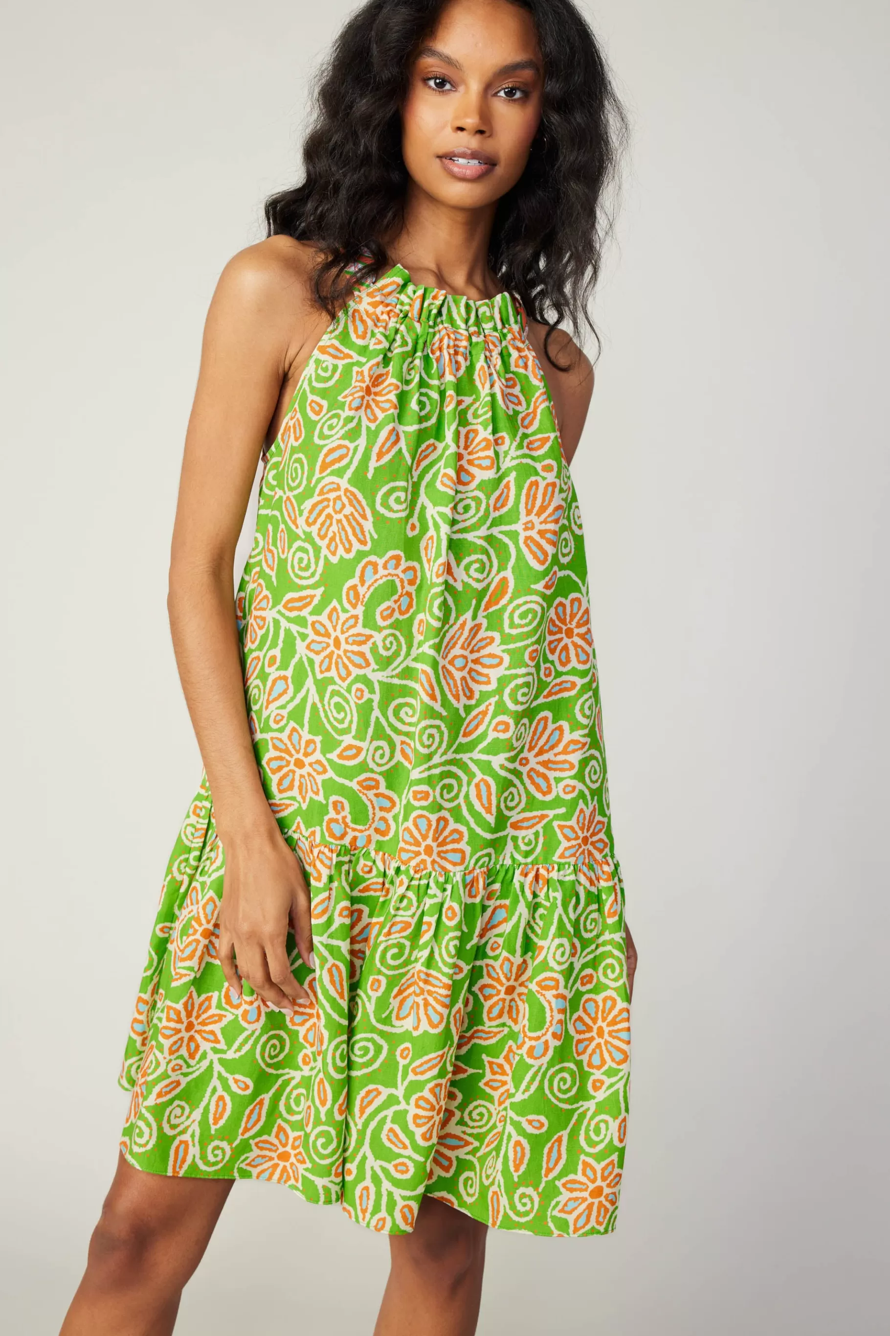 floral_patterned_halter_mini_dress_2-1.webp Current Air Mini Dresses>Floral Patterned Halter Mini Dress GREENORANGEMLT