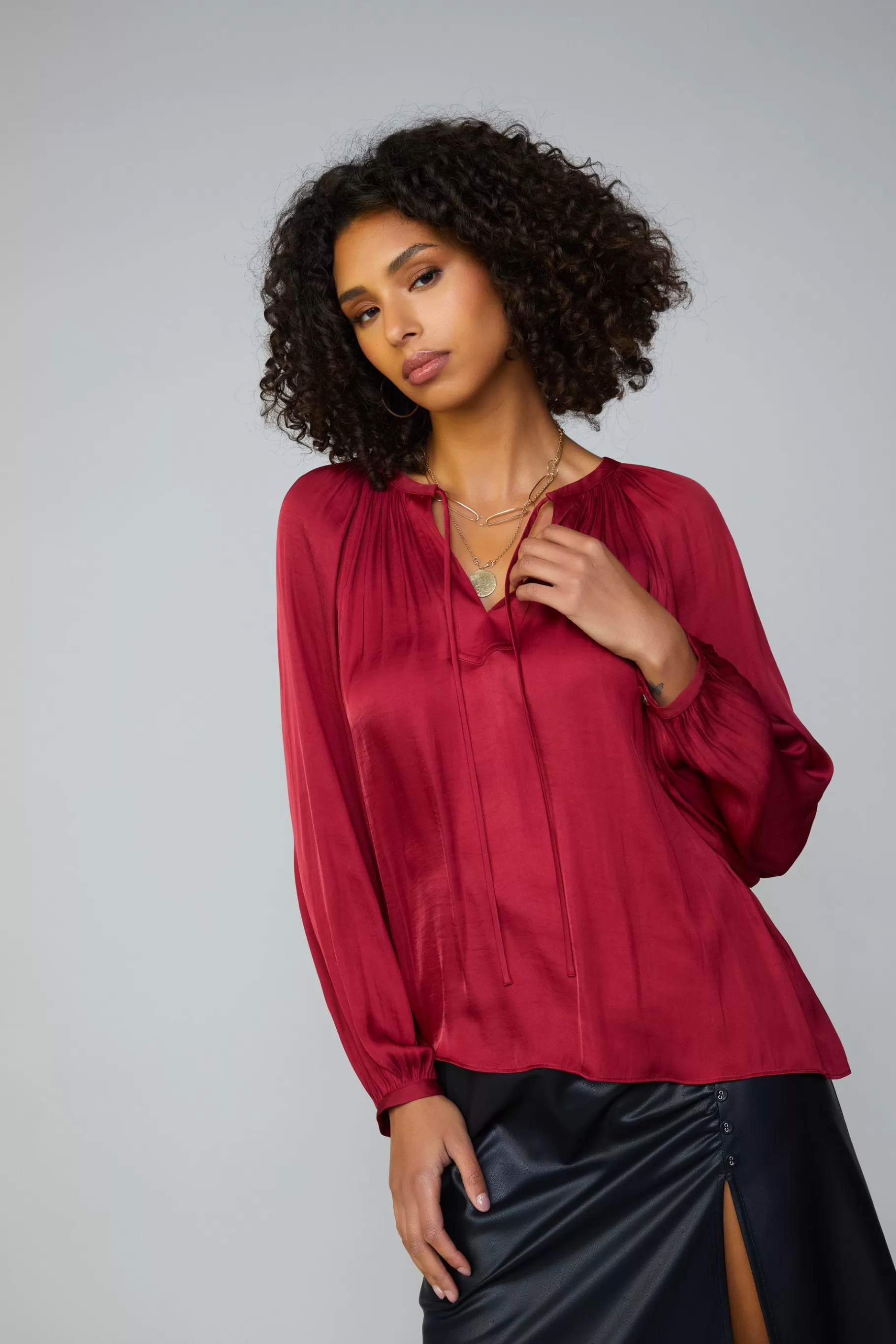 Current Air Long Sleeve Tops>Gathered Splitneck Blouse RUBY