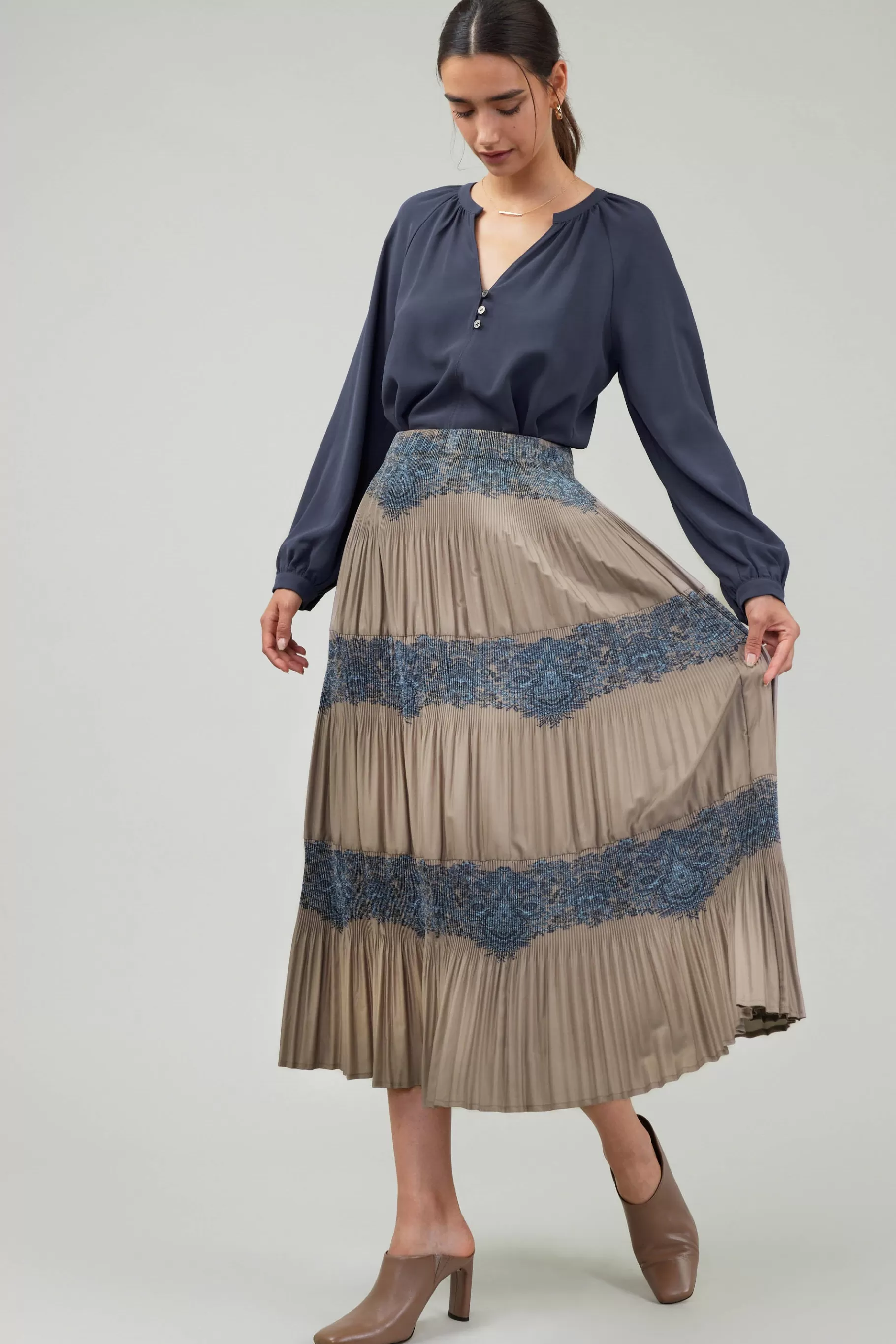 Current Air Skirts>Ornate Motif Midi Skirt TAUPEBLUEMLT