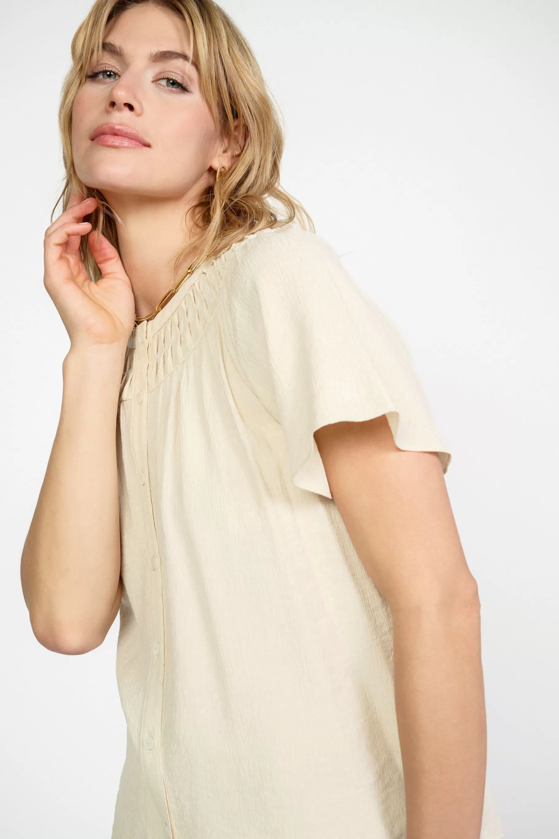 Current Air Short Sleeve Tops>Pintucked Yoke Blouse LINEN